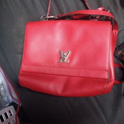 LV PURSE