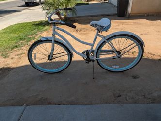 Huffy Cranbrook Women's Cruiser Bike