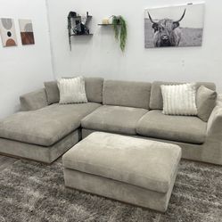 Henredon Sectional Couch - Free Delivery 