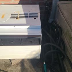 12000 BTU Air Conditioner 