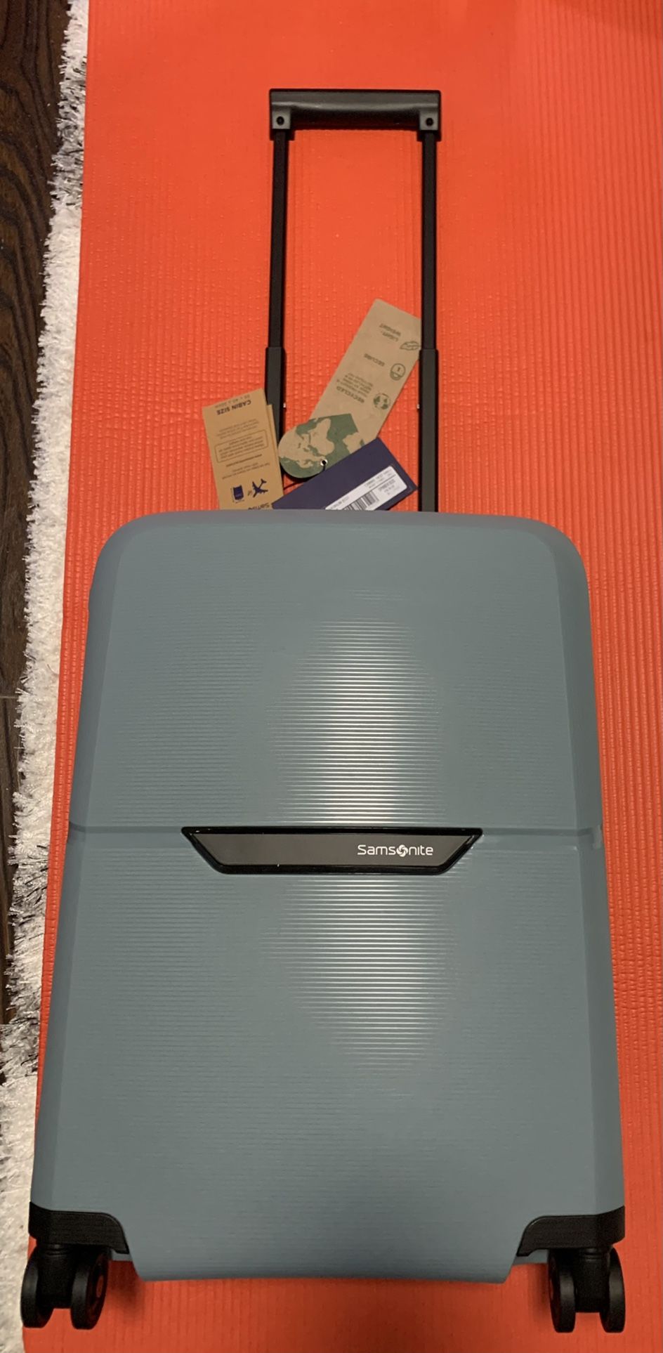 Samsonite Maxsum Eco Carry-On Spinner