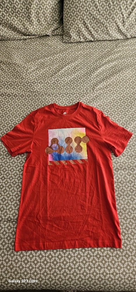 SHIRT NIKE BRAND NEW 