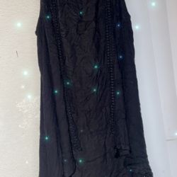 ladies black open tunic (size L)