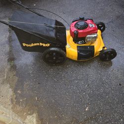 Poulan pro lawnmower