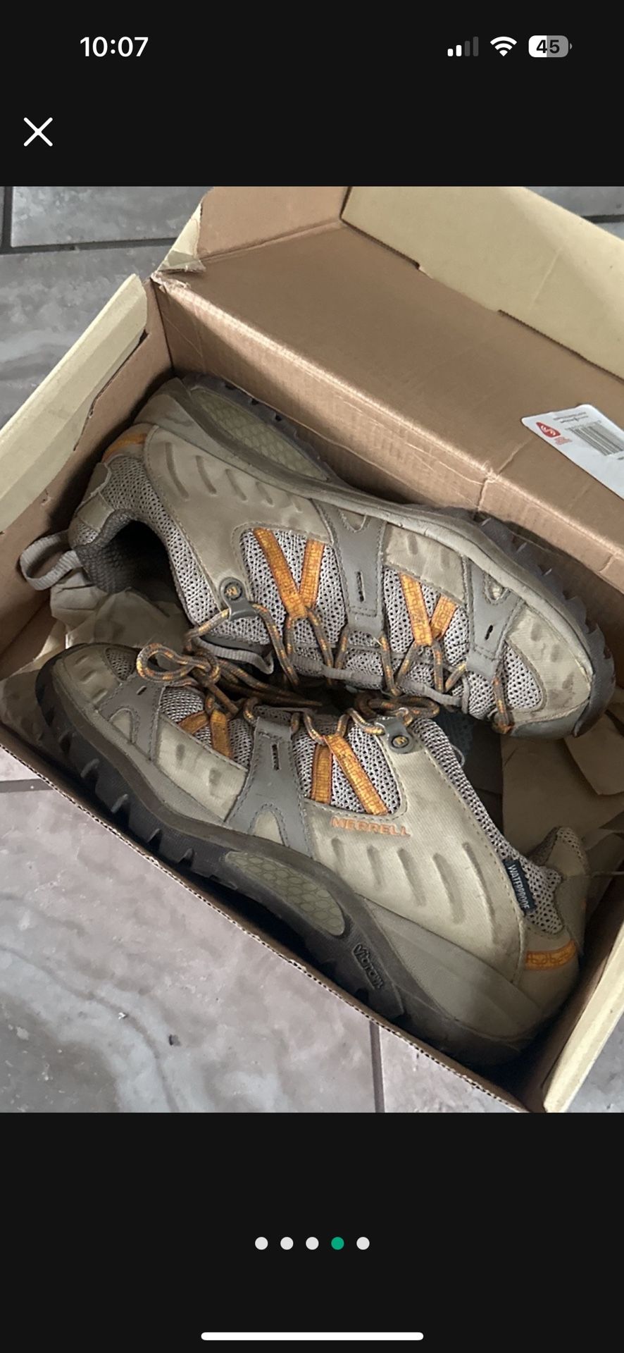Woman’s Hiking Boots