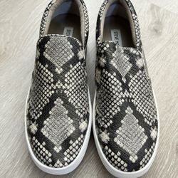 Women’s Shoes Size 8
