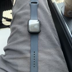 Apple Watch SE (2nd Gen) 44mm