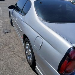 2002 Chevrolet Monte Carlo
