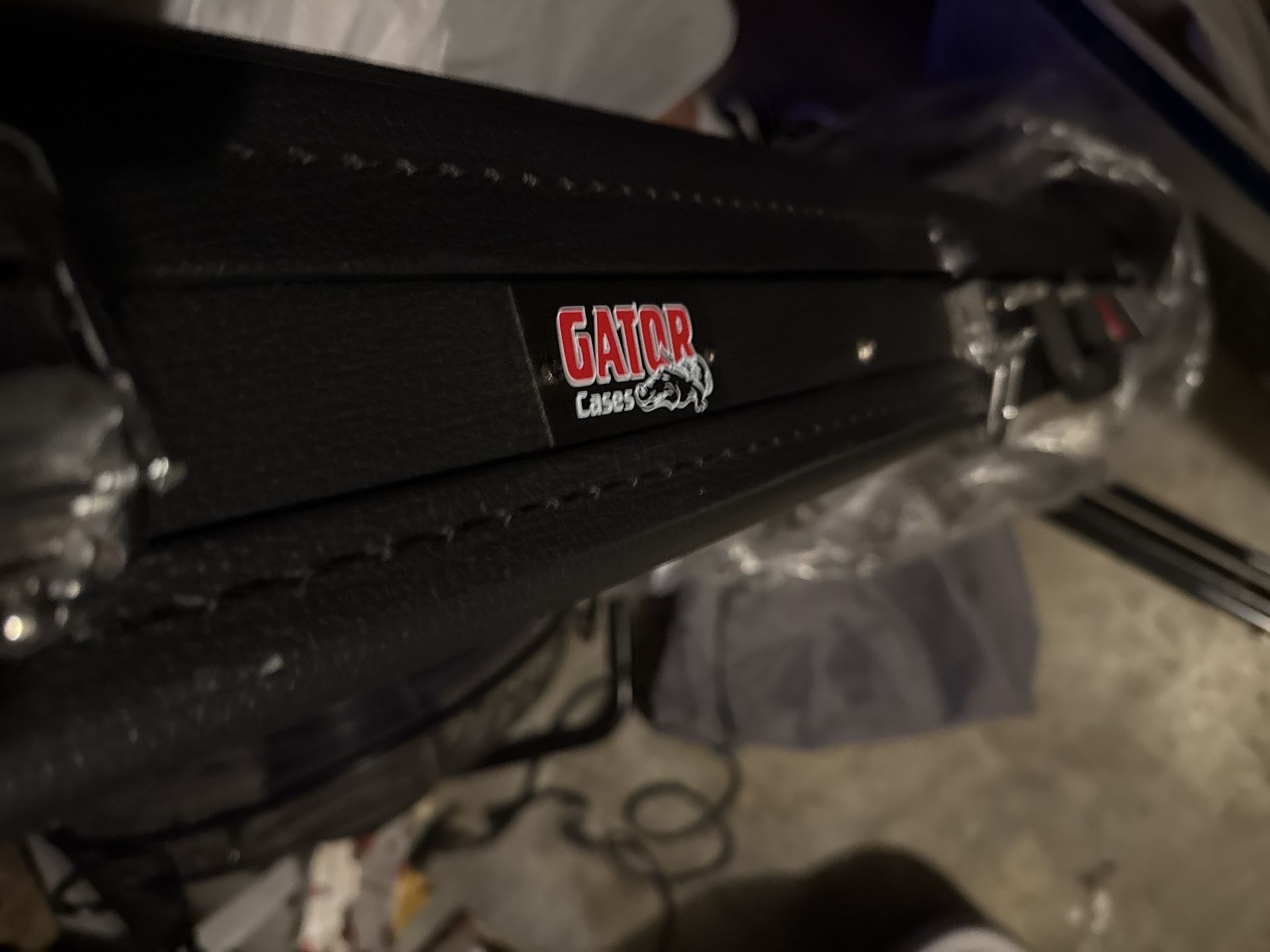 Gator Hardshell Guitar Case – Black ABS, Lightweight & Durable