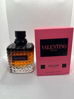 Valentino Donna Born In Roma Intense