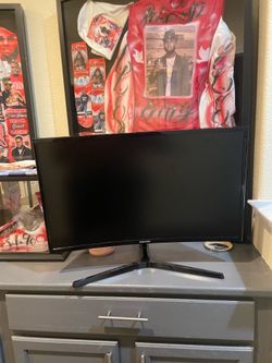 It had a little crack in it but it works like it’s brand new.