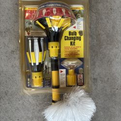 BAYCO Bulb Changing Kit w/ Telescoping Pole & Bonus Accessories NEW