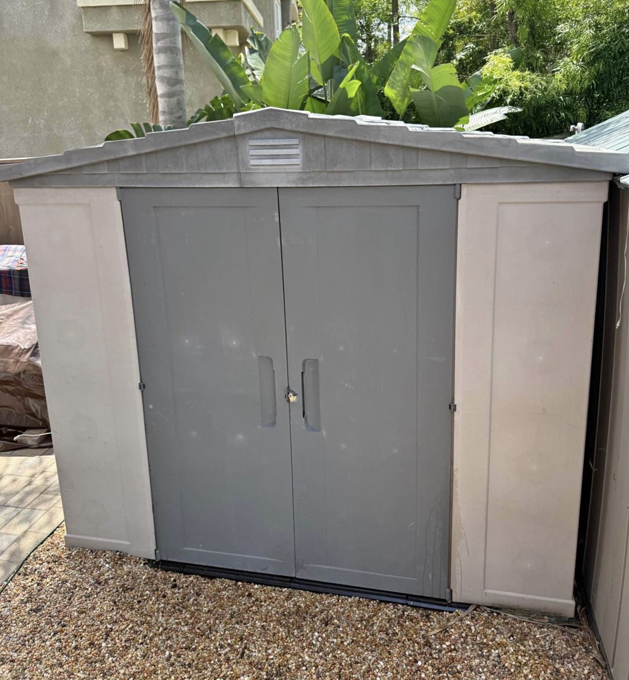 Shed