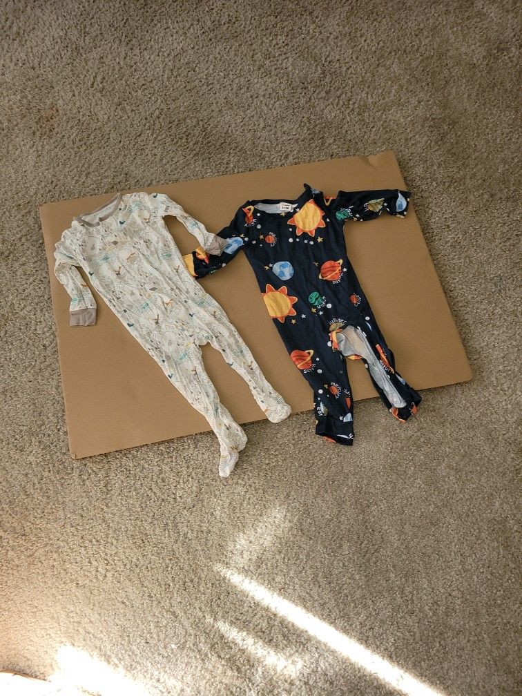 Boys Size 9-12 Months One Piece Pajamas 