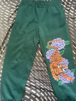 No Boundaries Green Tiger-Lily Sweatpants