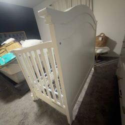 Baby's crib