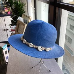 Adorable Giovannio Blue Straw Hat with Sea Shells on the Band