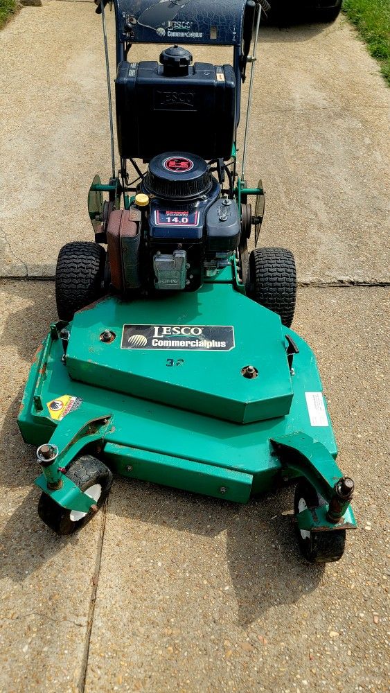 36" Lesco Commercial Plus Walk-behind Lawn Mower 