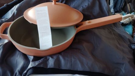 Ceramic frying pan