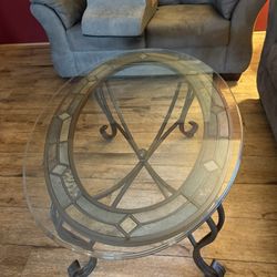 Beautiful glass Coffee Table W 2 Matching End Tables
