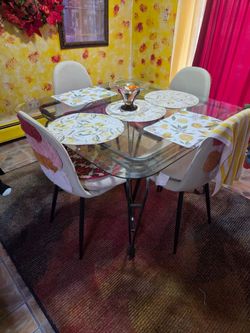 Kitchen table