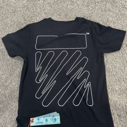 Off White Graphic TShirt 