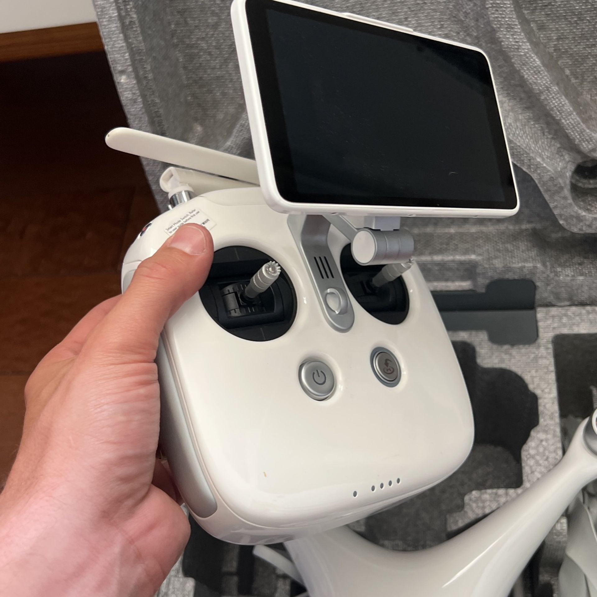 Dji Phantom 4 Drone Excellent Condition Electronics & Media