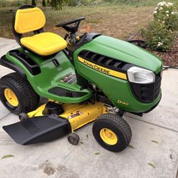 John Deere D140 riding mower 22Hp 48” deck