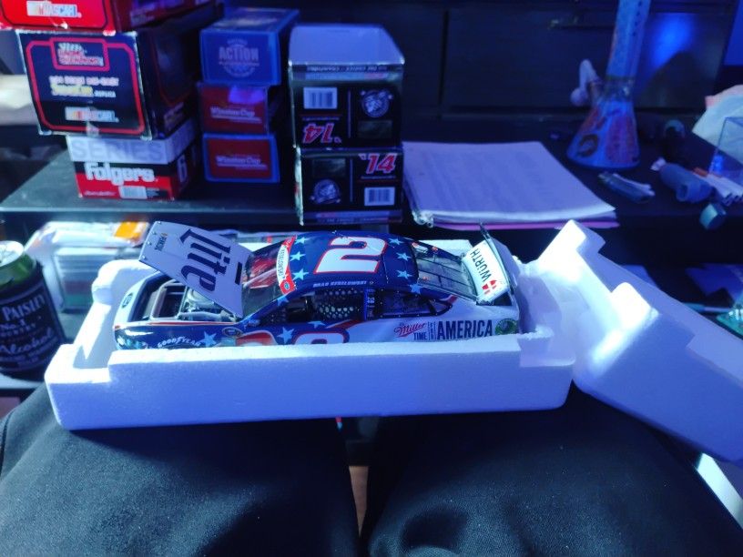 2014 Brad Keselowski Salute To The Service Diecast 1:24