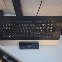 Logitech Dinovo Edge Wireless Keyboard 