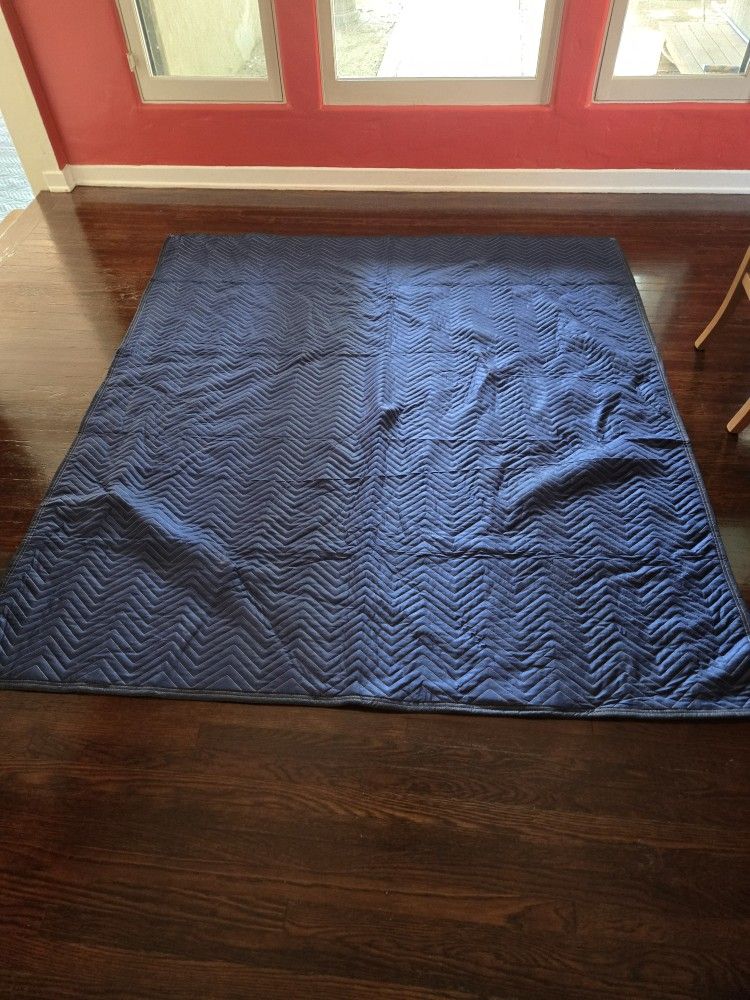 Moving Blankets