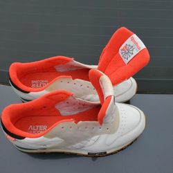 Rebok, Classic, Size 10.5 Great Condition 