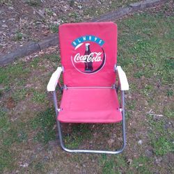 VINTAGE. COKE. LAWN CHAIR.   100.  OR.  OBO
