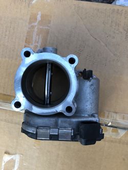 Mercedes Benz sprinter throttle body Part#6420900270