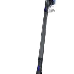 The Shark Pet Cordless Stick Vacuum combines deep-cleaning suction with cordless convenience. Powerful suction delivers deep cleaning on both hard flo