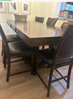 Wooden Dinning Table and Chairs