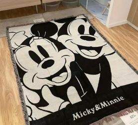Mickey & Minnie Blanket