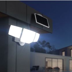 Lutec Motion Activated Solar Security LED Light=Y4-596