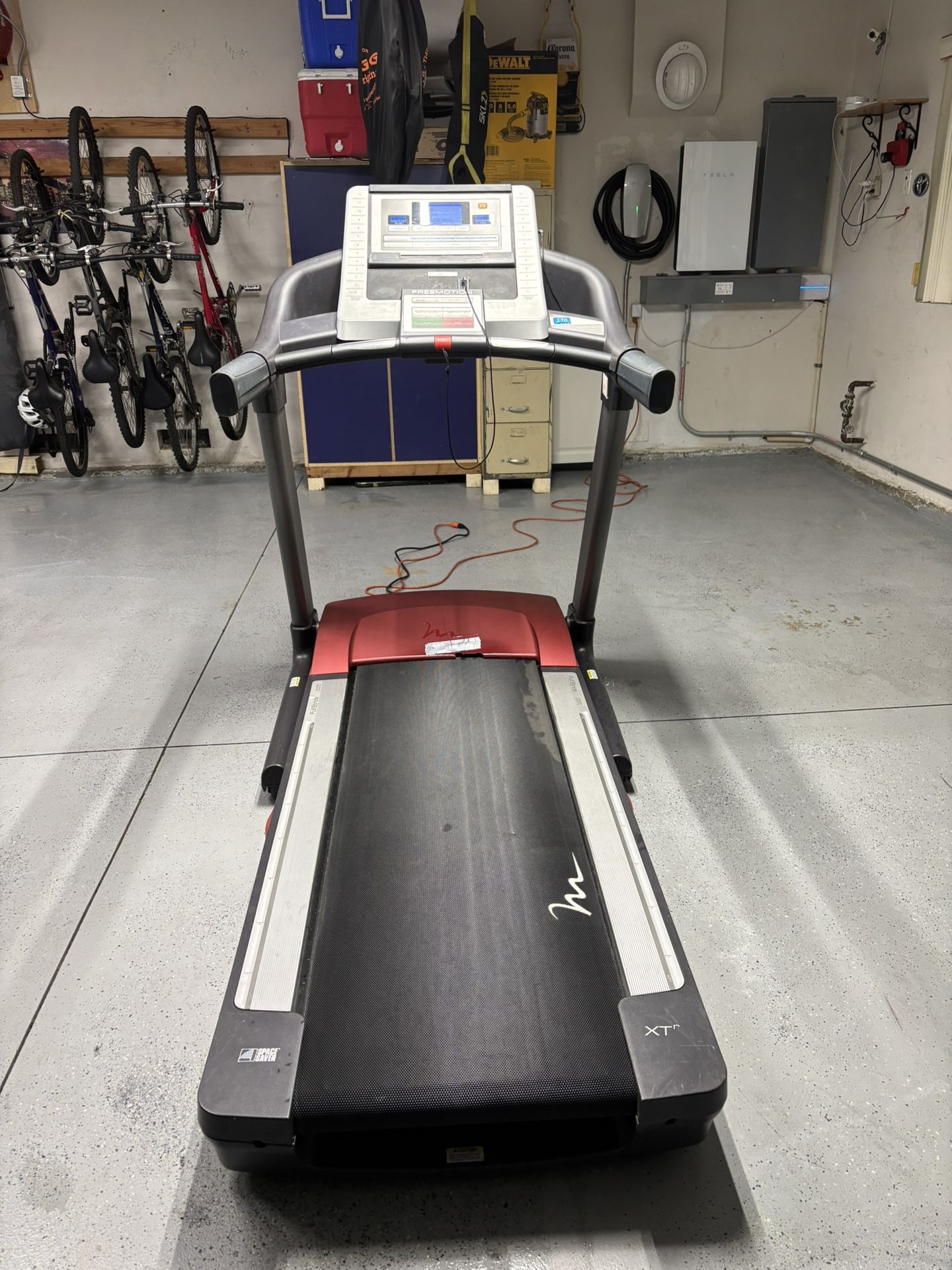 Freemotion Fullstride XTr Intermix Acoustics 3.0 iFit Training Treadmill