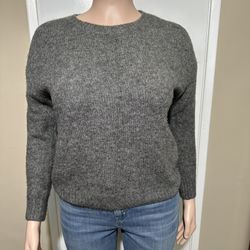 Express Women’s Grey Pullover Sweater