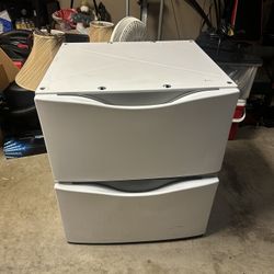 Laundry storage