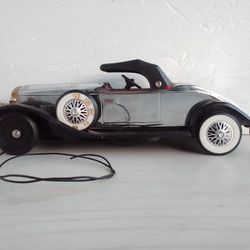 Antique Car Portable Transistor FM Radio Works On 9 Volt Battery 