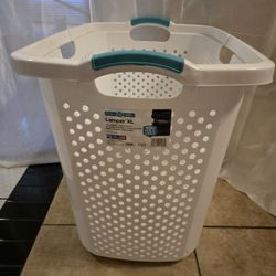 Home Logic 2.5 Bushel Extra Large Plastic Laundry Hamper, White