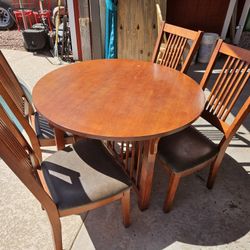 Bistro Table and 4 Chairs