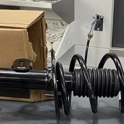 2013-2018 Ford Explorer Front Strut