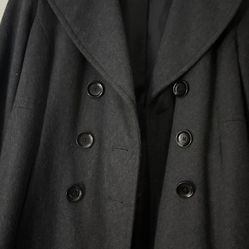 It’s A Beautiful Jacket From Michael Kors. The Color Is Dark Gray. The Size Is Medium. It’s Double Breast Barely Used.