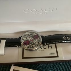 Coach Poppy Women’s Watch . Leather Strap Quartz 