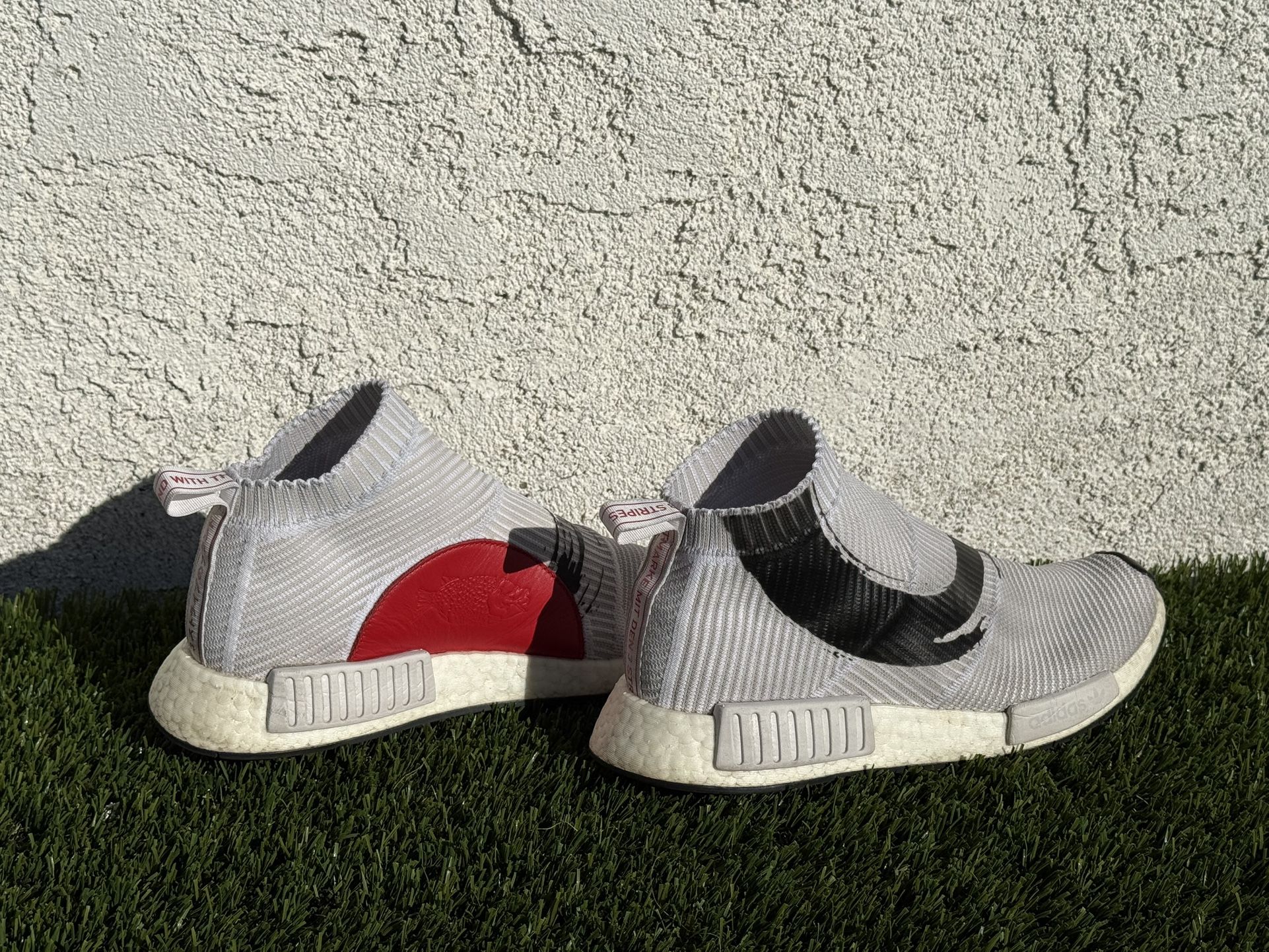 adidas gazelle silver green womens TÊNIS ADIDAS NMD CS1 PK KOI FISH BRANCO – NewSkull main image 0