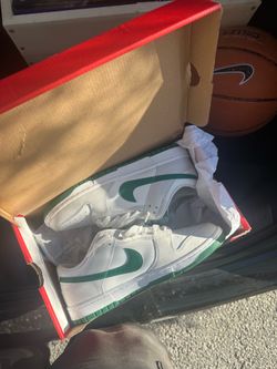 Gorge Green Dunks