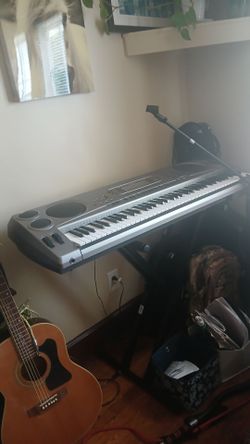CASIO WK1630 WITH STAND